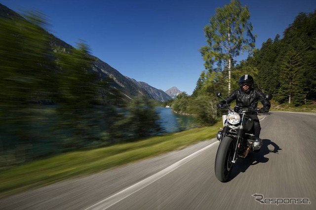 BMW R nineTスクランブラー