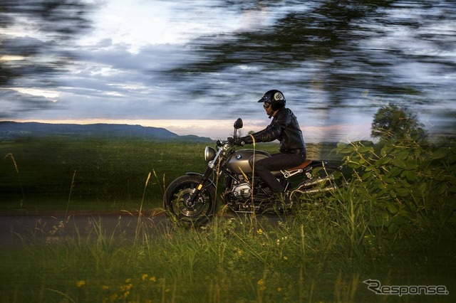 BMW R nineTスクランブラー