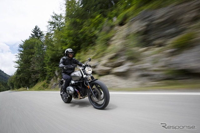 BMW R nineTスクランブラー