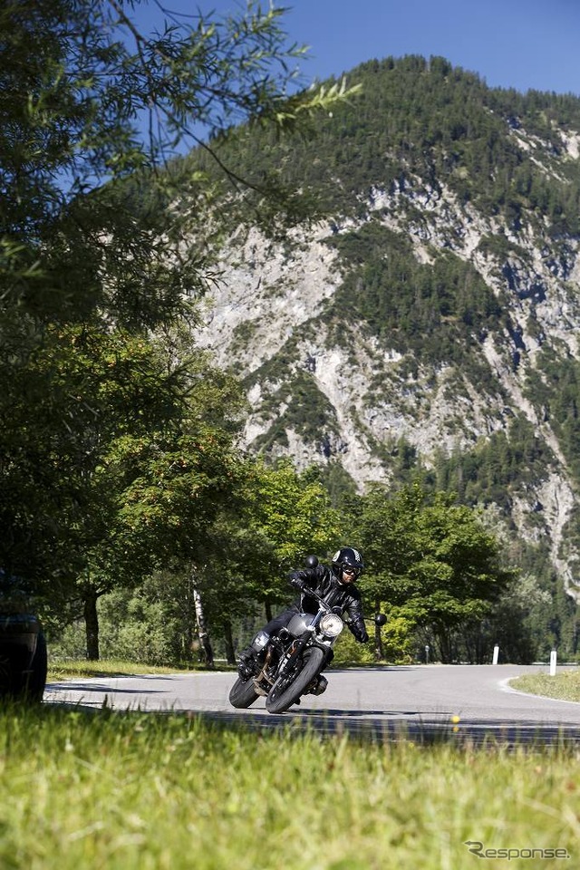 BMW R nineTスクランブラー