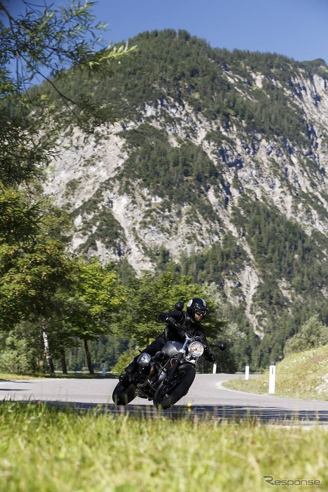 BMW R nineTスクランブラー