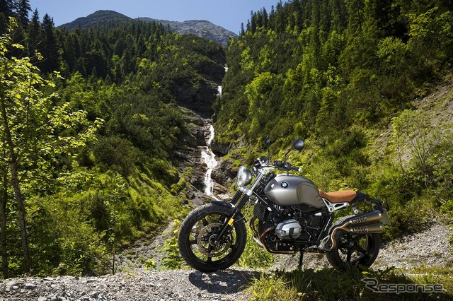 BMW R nineTスクランブラー