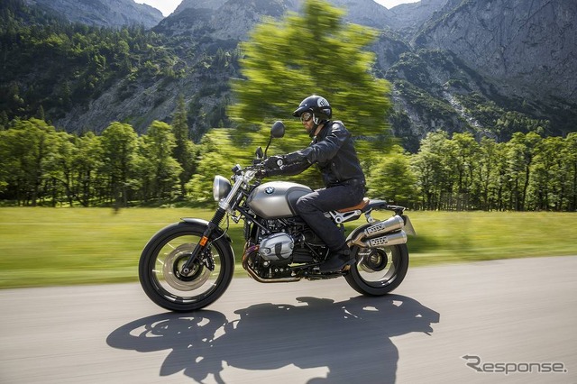 BMW R nineTスクランブラー