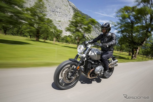 BMW R nineTスクランブラー
