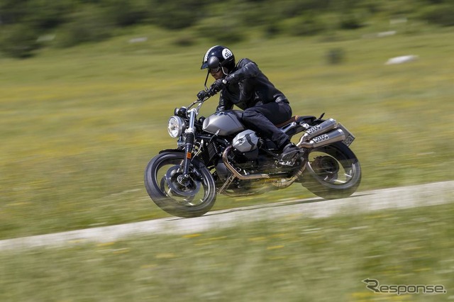 BMW R nineTスクランブラー