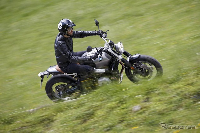 BMW R nineTスクランブラー