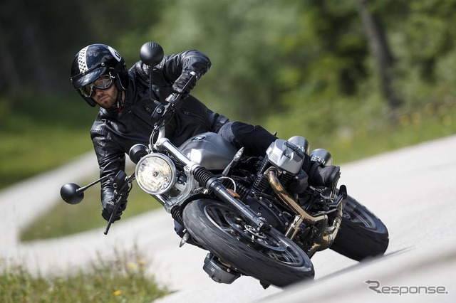 BMW R nineTスクランブラー