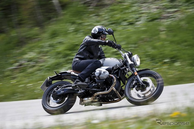 BMW R nineTスクランブラー