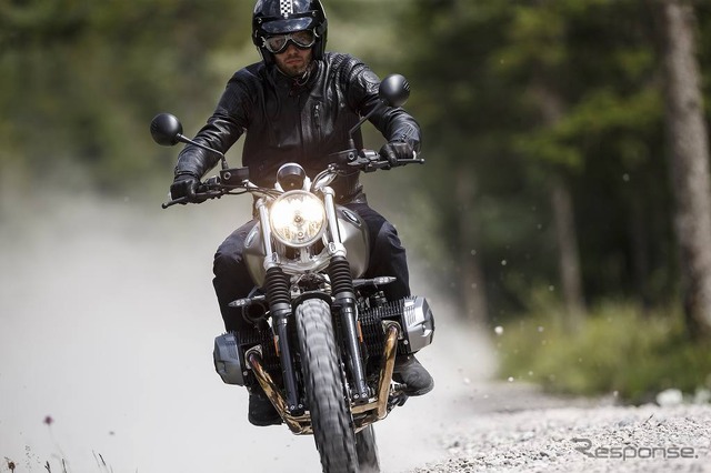 BMW R nineTスクランブラー