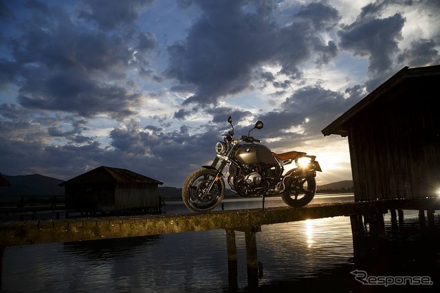 BMW R nineTスクランブラー