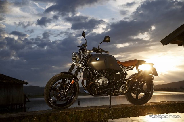 BMW R nineTスクランブラー