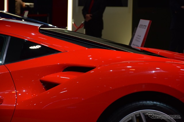 フェラーリ 488 GTB ミハエル・シューマッハ仕様(パリモーターショー16)