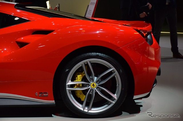 フェラーリ 488 GTB ミハエル・シューマッハ仕様(パリモーターショー16)