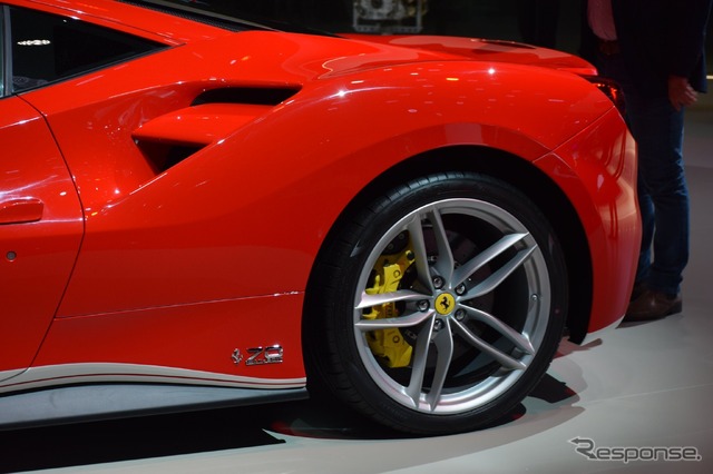 フェラーリ 488 GTB ミハエル・シューマッハ仕様(パリモーターショー16)