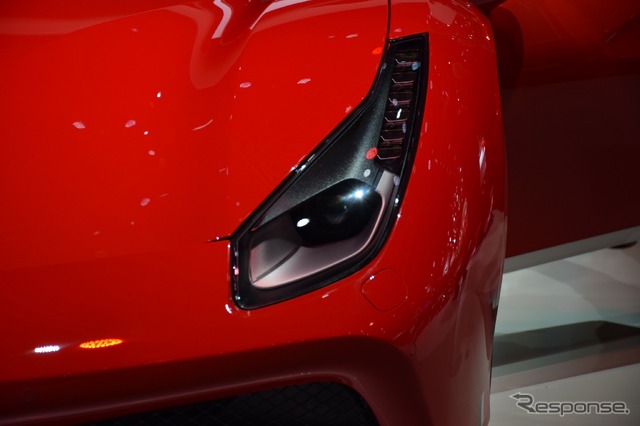 フェラーリ 488 GTB ミハエル・シューマッハ仕様(パリモーターショー16)