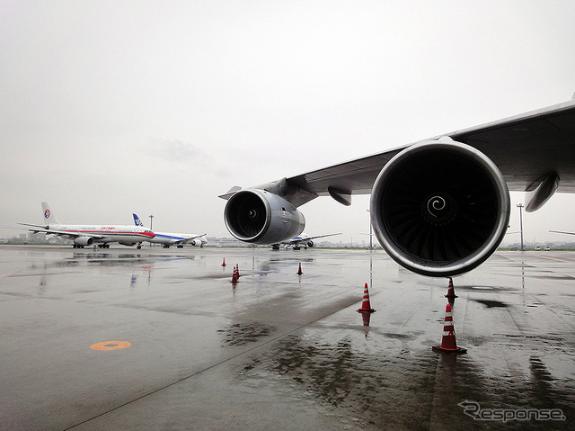 キャセイパシフィック航空B747旅客機の最終運航（羽田→香港、10月1日）を担ったB-HUJ機