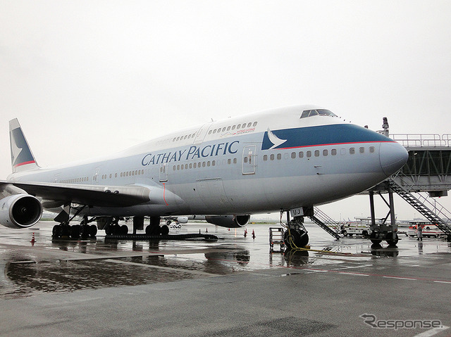キャセイパシフィック航空B747旅客機の最終運航(羽田→香港、10月1日)を担ったB-HUJ機