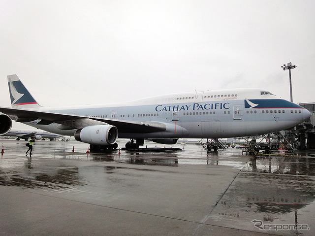キャセイパシフィック航空B747旅客機の最終運航(羽田→香港、10月1日)を担ったB-HUJ機
