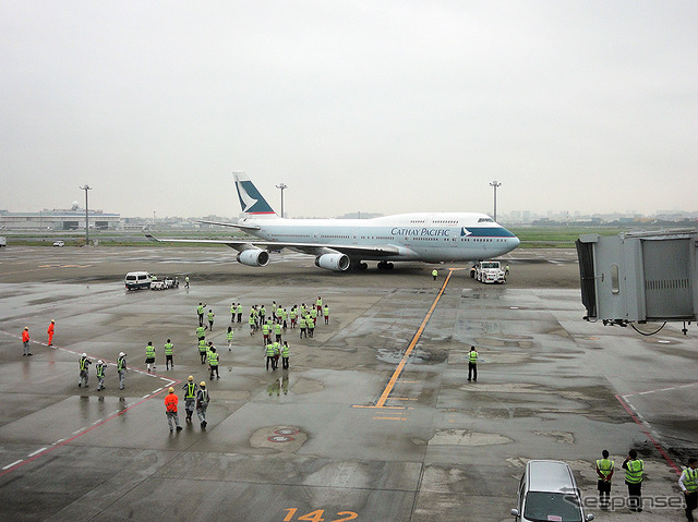 キャセイパシフィック航空B747旅客機の最終運航(羽田→香港、10月1日)を担った登録記号B-HUJ機