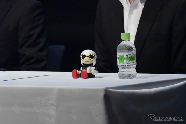 トヨタ KIROBO mini