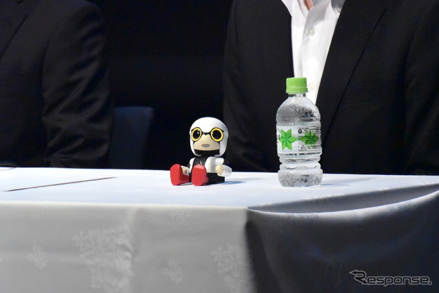トヨタ KIROBO mini