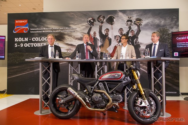 インターモト開会記者会見 source: Intermot