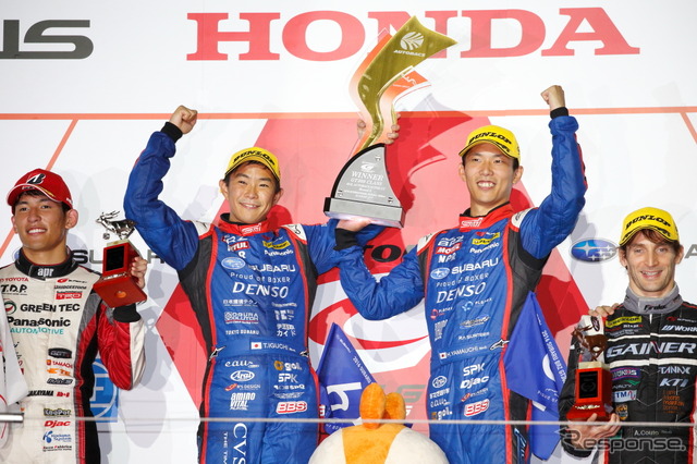 SUPER GT 第6戦、ドライバー（左：井口卓人、右：山内英輝）