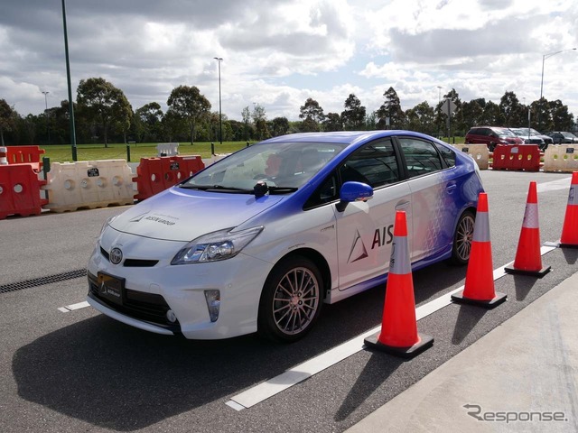 本会場から少し離れた「Albert Park Circuit」で開催されたアイシングループのデモ