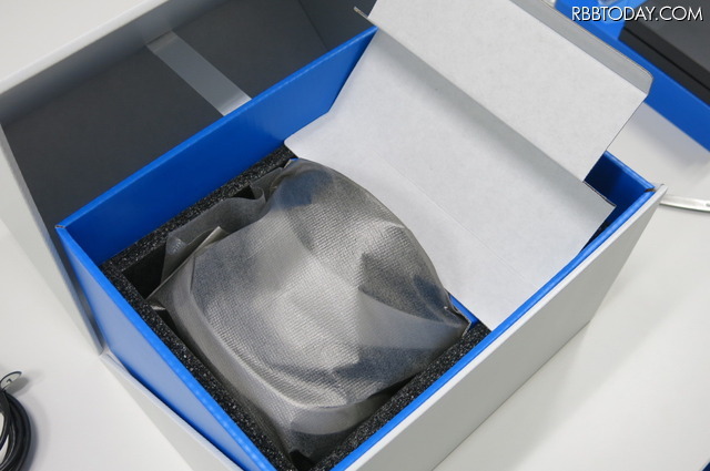 ついに本日発売!ひと足早く「PSVR」の開封レポートをお届け!