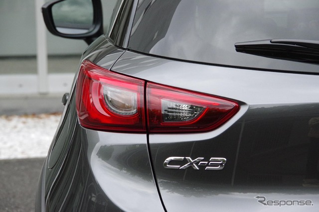マツダ CX-3 改良新型(掲載車両はプロトタイプのため量産車と一部仕様が異なる場合あり)