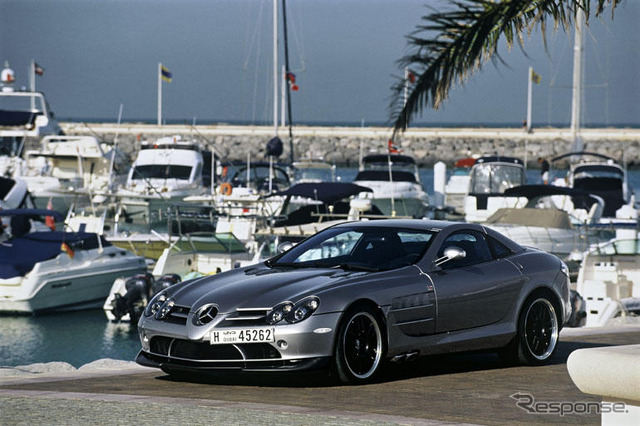 ディーラーでマイバッハと SLR の販売 サービス…メルセデス・ベンツ品川