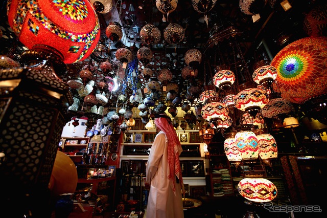 シャルジャの中央マーケット　(c) Getty Images