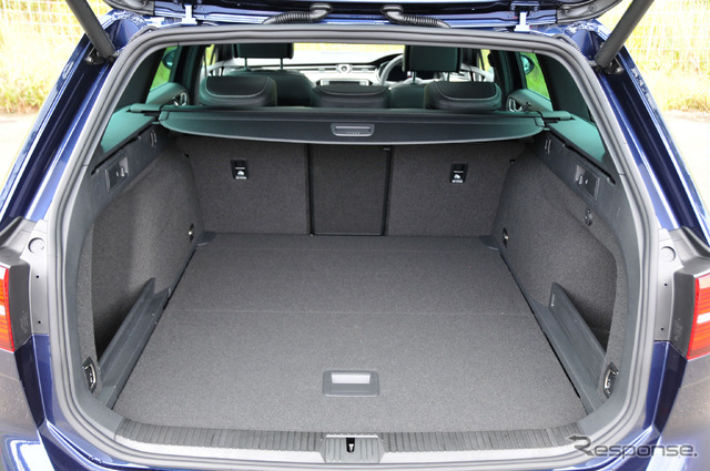 VW パサート 2.0TSI Rライン