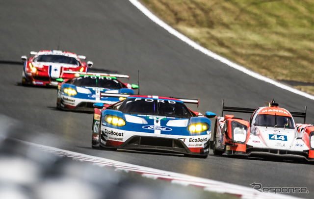 LMGTE-ProクラスはフォードGTが1-2フィニッシュ。優勝は67号車(写真中央手前)。