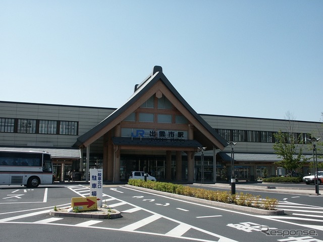 島根・鳥取両県の駅に初めて自動改札機が導入される。写真は11月から自動改札機が導入される出雲市駅。