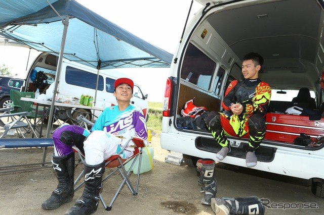 この日初対面となった日本モータースポーツ界、若手のホープ。