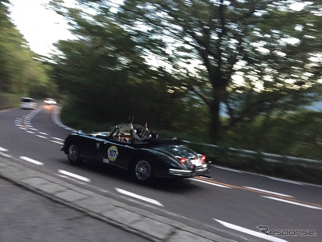 どんなことがあっても欠かさず手を振ってくれる。