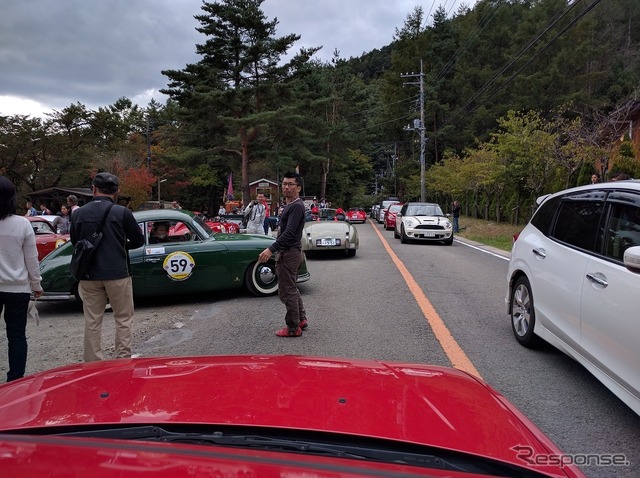 一般車に混ざって、午後の部がスタート。