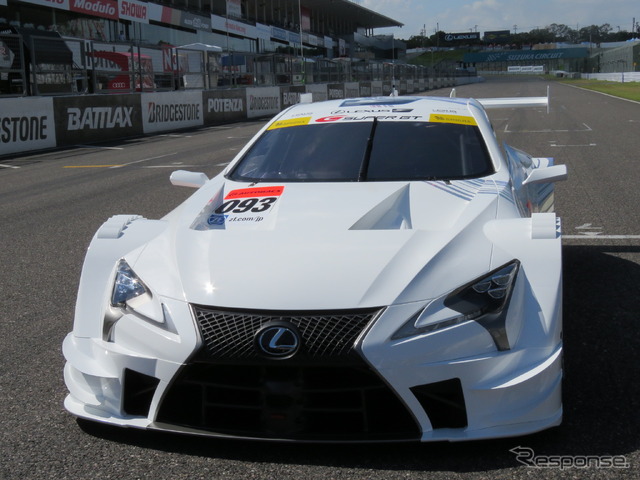 8月の鈴鹿1000kmの際にお披露目された、レクサスの17年型GT500マシン「LC500」。