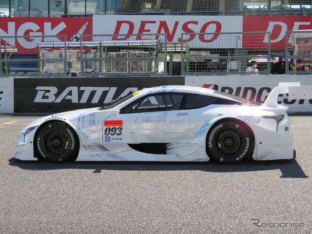 8月の鈴鹿1000kmの際にお披露目された、レクサスの17年型GT500マシン「LC500」。