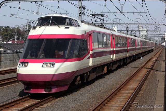 HiSE / 10000形(小田急線からは引退) 〈写真提供 小田急〉