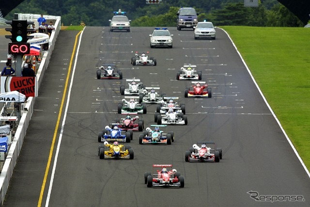 【全日本F3第13-13戦リザルト】トレルイエ連勝、モンティン離れず