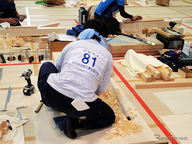 技能五輪全国大会(10月21~24日) 「建築大工」競技