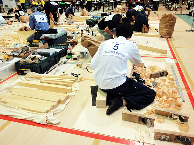 技能五輪全国大会(10月21~24日) 「建築大工」競技