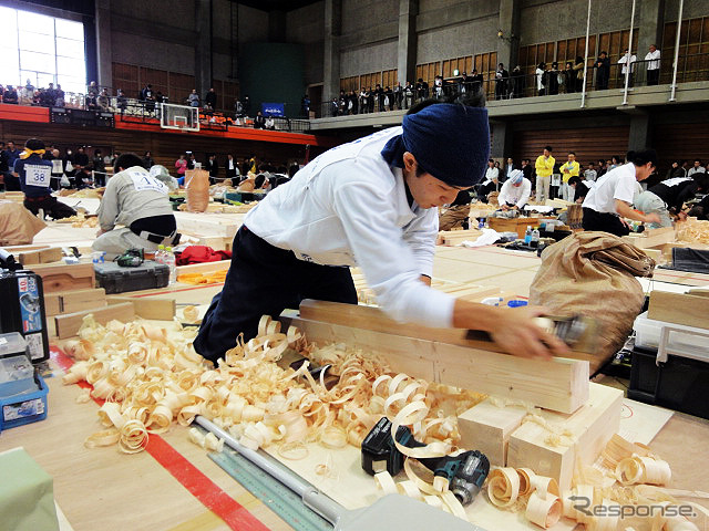 技能五輪全国大会(10月21~24日) 「建築大工」競技