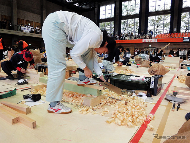 技能五輪全国大会(10月21~24日) 「建築大工」競技