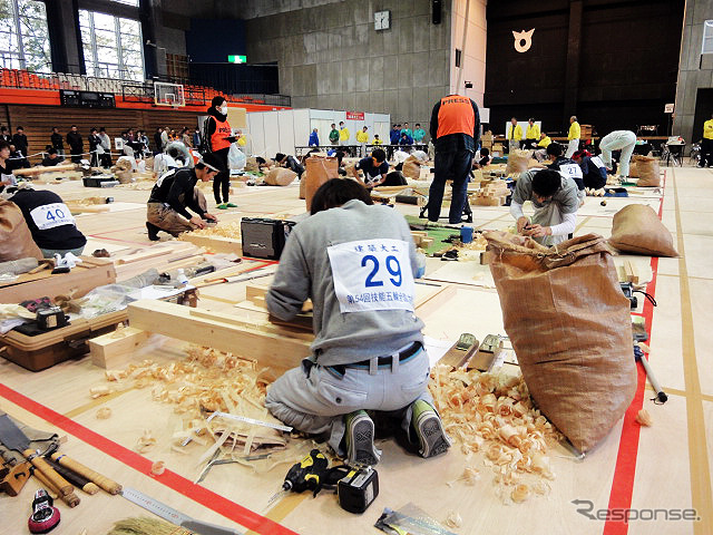 技能五輪全国大会(10月21~24日) 「建築大工」競技