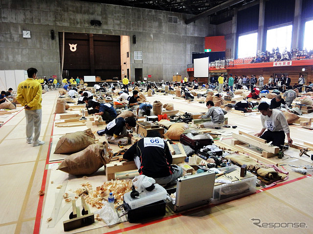技能五輪全国大会(10月21~24日) 「建築大工」競技