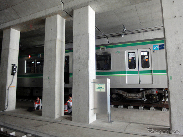 東京メトロ 異常時総合想定訓練(10月27日、新木場検車区内 総合研修訓練センター)