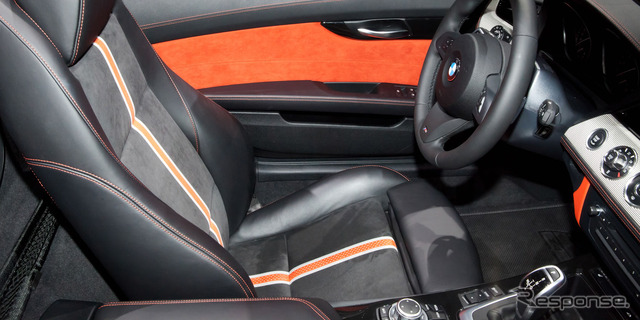 自動車インテリアの採用例。BMW『Z4ロードスター』